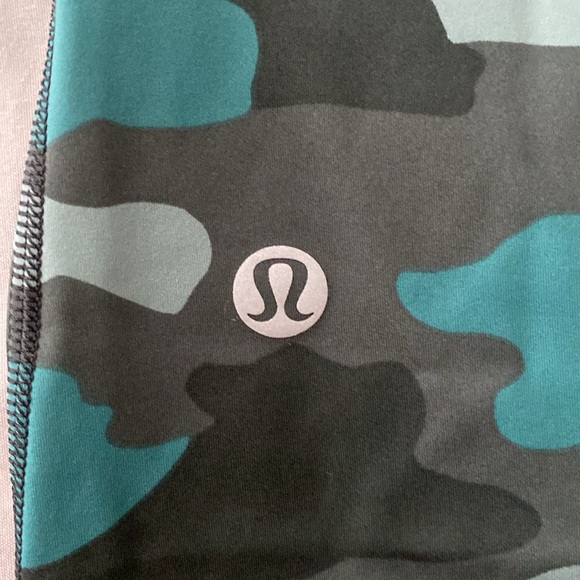 Lululemon Align High-Rise Camo Leggings - Picture 3 of 7